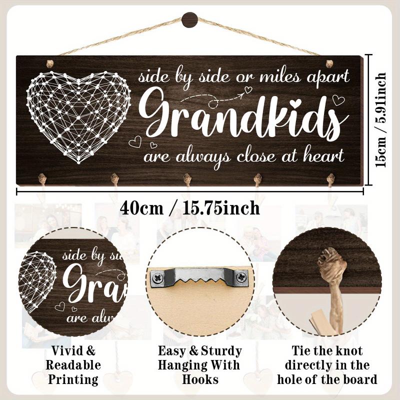 1 Set Wooden hanging photo frame, Grandparents Day Gift Grandma Gifts for Grandpa Grandma Birthday Gifts Card for Grandmother Grandfather Picture Frame Grandmas Brag Board From Granddaughter Grandson Grandkids Photo Holder, Christmas gifts