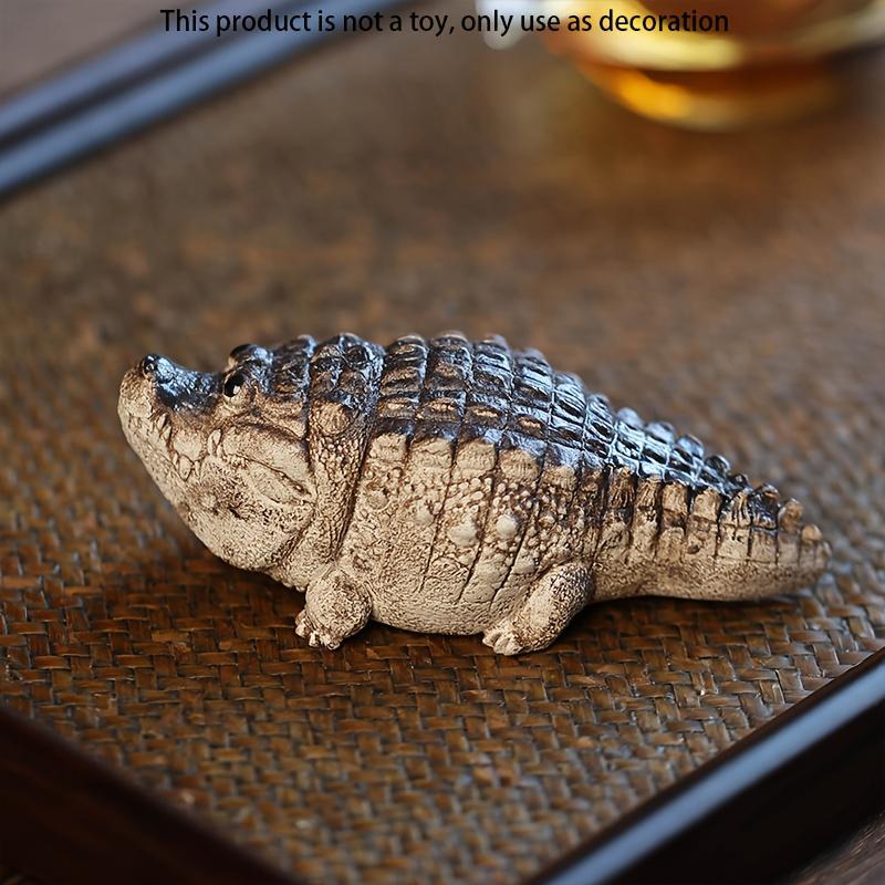 Crocodile Shaped Ornament for Room Decor, 1 Count Creative Animal Figurine, Desktop Decoration for Home Living Room Office, Home Decor, Bedroom Decor, Boyfriend Gifts, Men Gifts