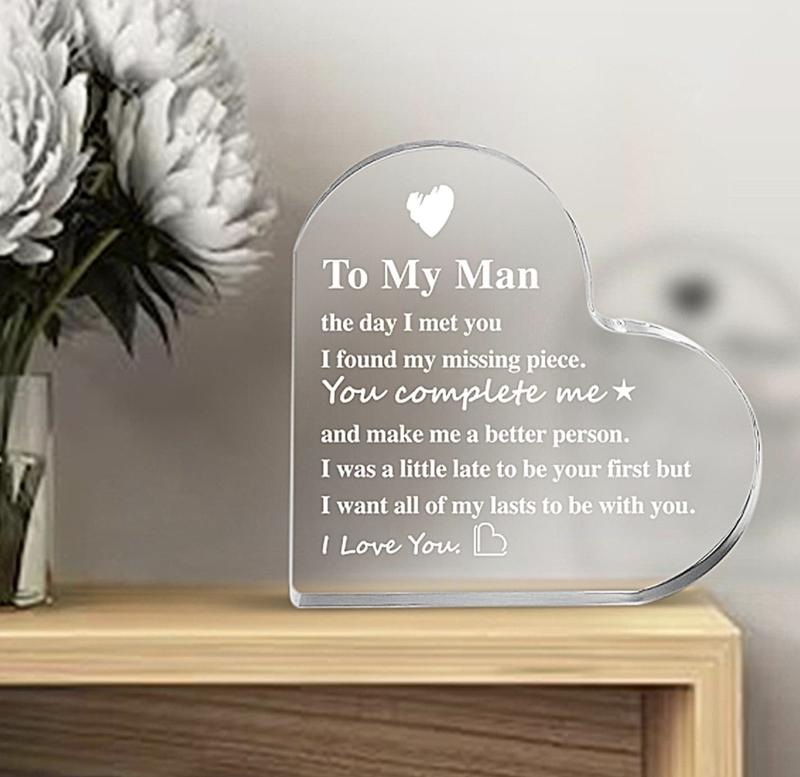 To My Man gift for Boyfriend Theme Acrylic Ornaments plaque, Heart shaped Letter design decorative craft, Romantic gift wedding anniversary Birthday couple gift for Men Boyfriend Husband Engagement Male Home decor Plaques and signs