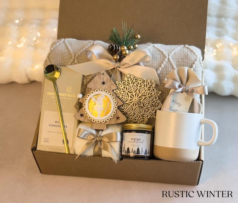 Holiday gift box, Christmas gift idea, warm gift, winter gift box, sending a hug, gift box for women, hygge gift, New Years gift idea