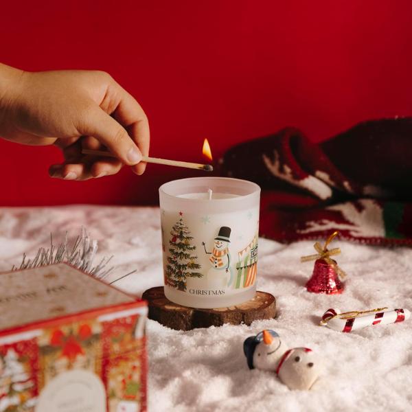 Christmas Scented Jar Candle - 6oz Soy Wax Candle - Sweet Christmas Infused with Sweet Pine Aroma - with Beautiful Keepsake Box Special for Christmas Holiday Gifts