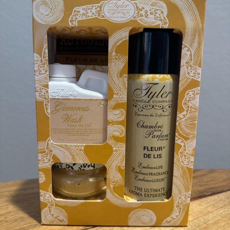 Tyler Candle Company Glamorous Gift Suite Room Set