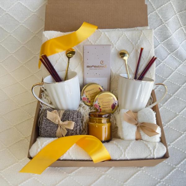 Realtor Gift Box for Closing Buyer | Client Appreciation Gift | New Home Gift Basket | Housewarming Present | Thank You Gift