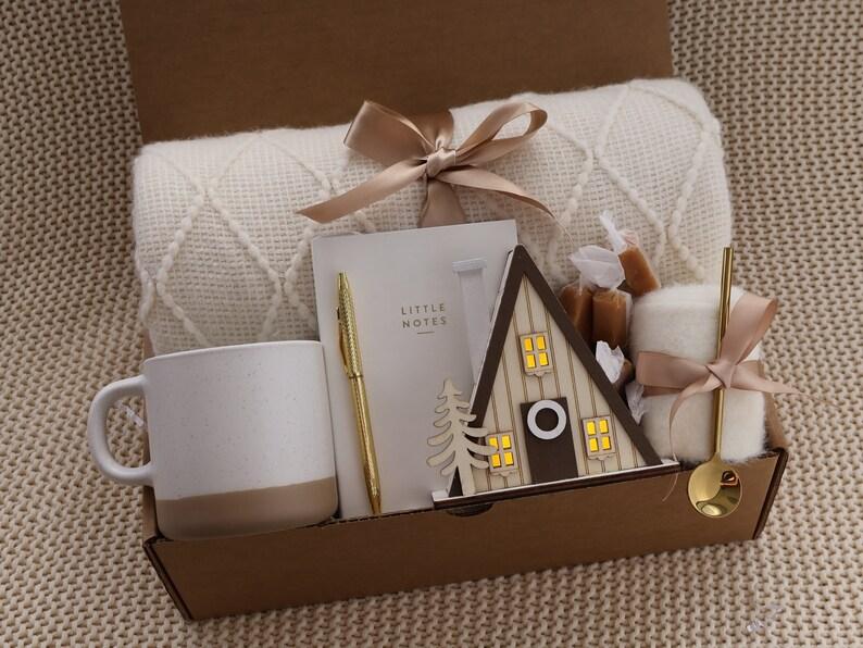 Christmas Gift Basket, Personalized Hygge Gift Box, Friendship Gift Set, Thank You Gift, Xmas Gift For Friends, Thinking Of You Gift