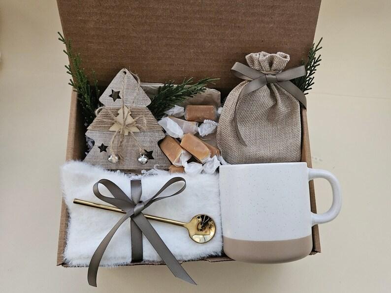 Christmas Gift Basket, Personalized Hygge Gift Box, Friendship Gift Set, Thank You Gift, Xmas Gift For Friends, Thinking Of You Gift