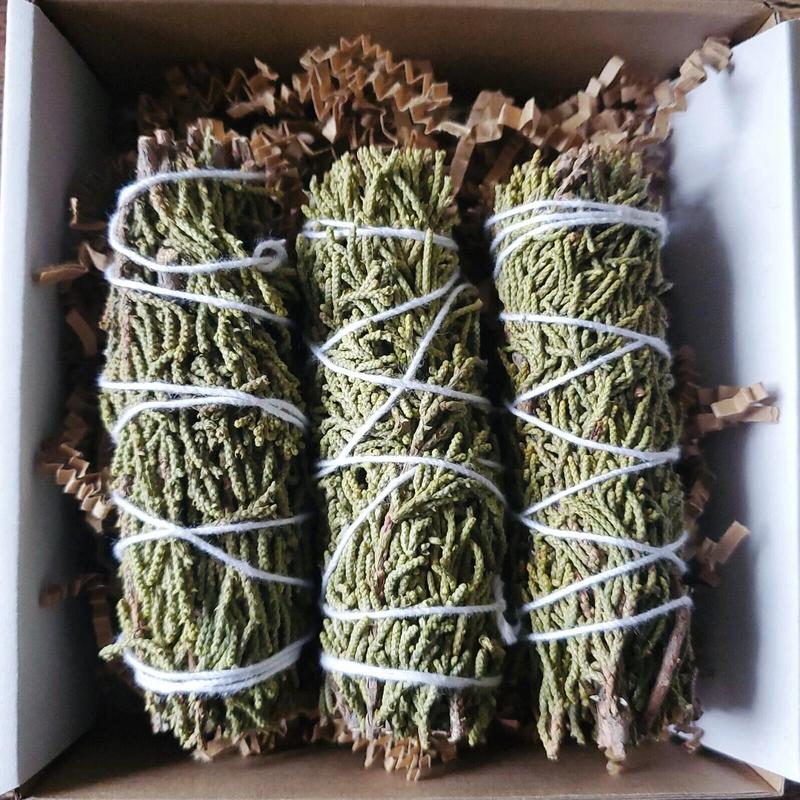 Natural Herbs Juniper Sage Bundles 4'' Long Incense Sticks Smudge Kit Gift Set