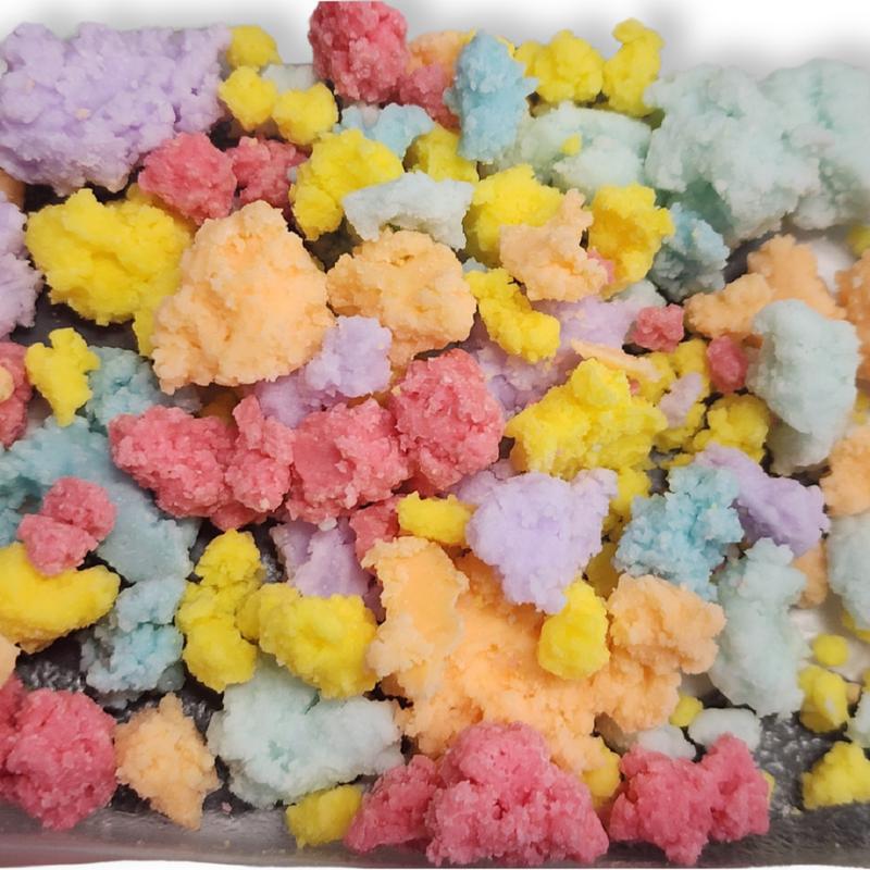 Fruity Pebbles Crumbles Wax Melt with 50g of wax melt crumbles