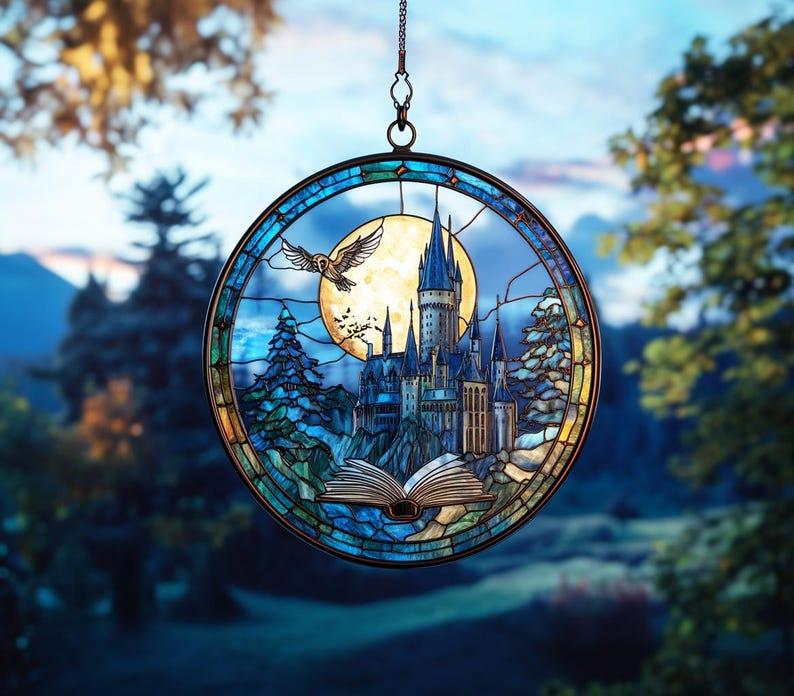 Wizard Castle Suncatcher, Hogwarts-Inspired Acrylic Ornament, Perfect Bookish Home Decoration and Gift for Wizarding World and Book Lovers, Home Decoration