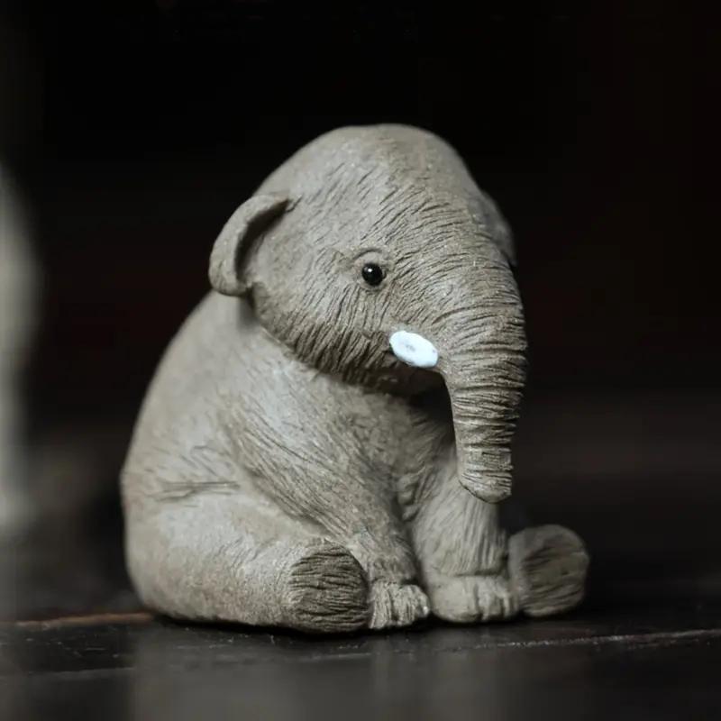 Cute Elephant Shaped Mini Figurine, 1 Count Mini Animal Statue, Desktop Ornament for Home Office Bedroom Living Room