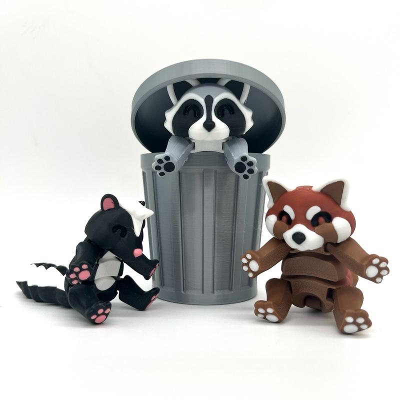 Articulating Figurine with Trash Can - Raccoons, Skunks and Red Pandas