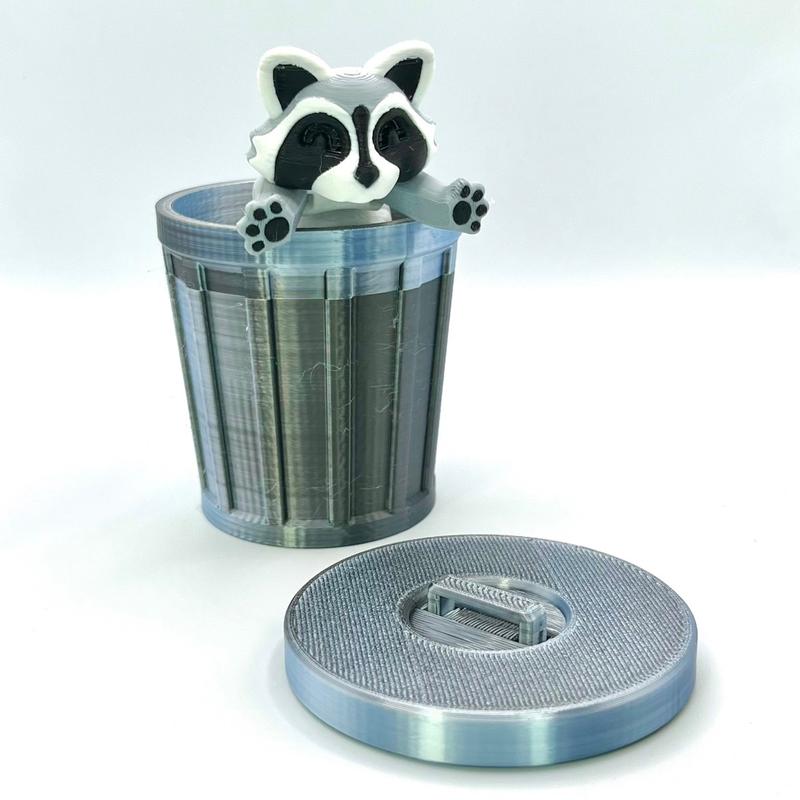 Articulating Figurine with Trash Can - Raccoons, Skunks and Red Pandas